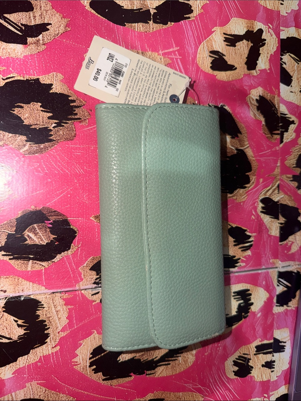 G.H. Bass & Co. Mint Green Pebbled Leather Card & Key Holder